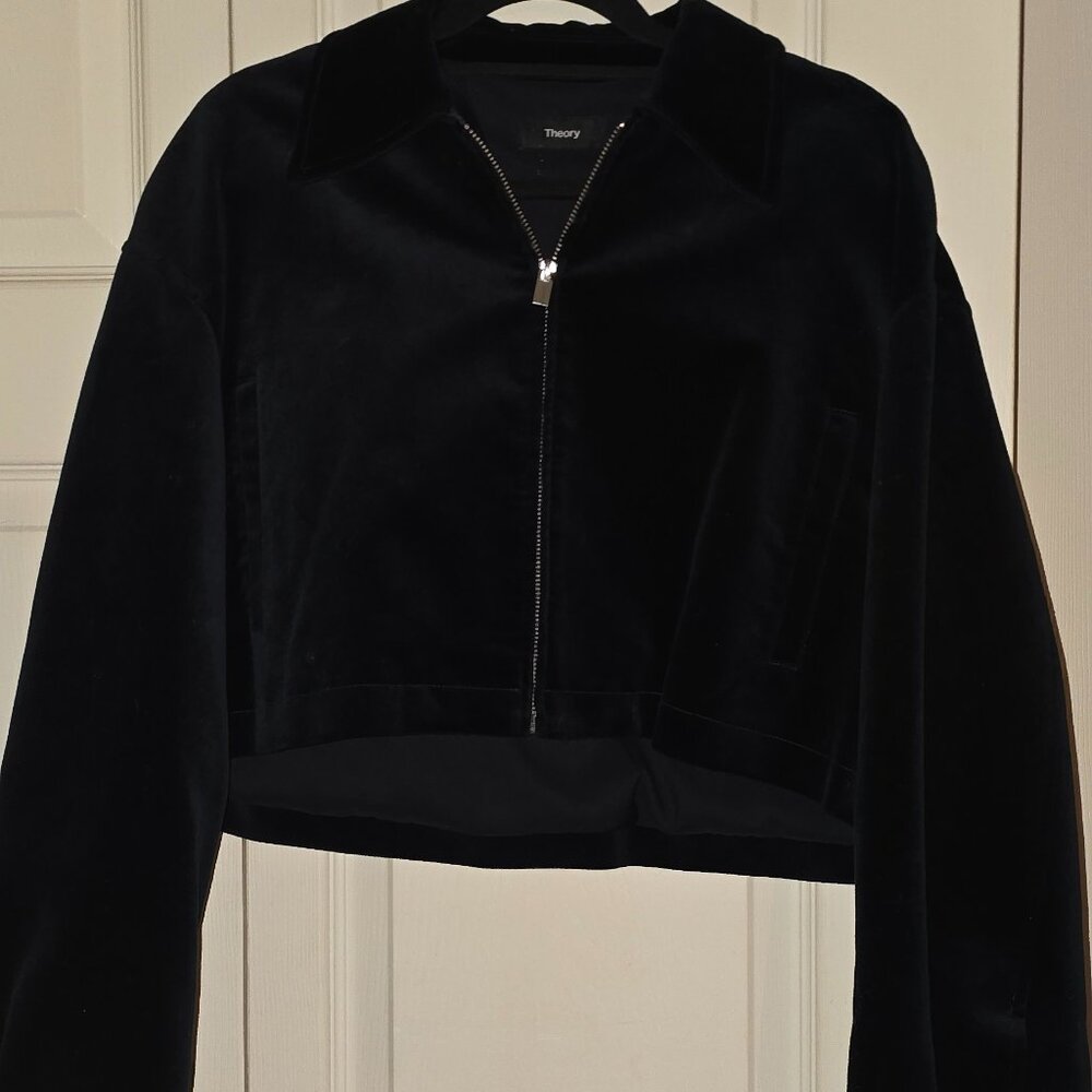 Navy cropped velvet jacket by Theory brand new with tags